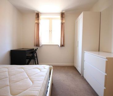 5 bedroom terraced house to rent - Photo 2