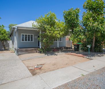 14 Kooyong Road, Rivervale WA 6103 - House For Rent | Domain - Photo 2