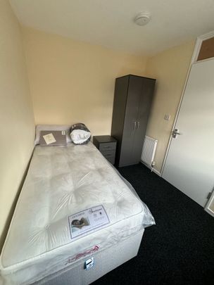 Room in a Shared House, Papyrus Way, B36 - Photo 1