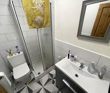 4 bedroom house to rent - Photo 3