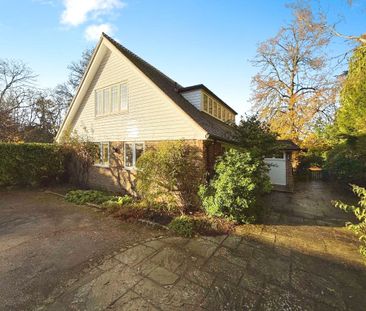 Knowl Hill, Woking, Surrey, GU22 7HL - Photo 2