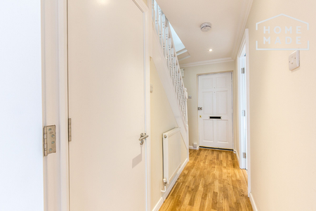 4 bedroom flat to rent - Photo 5