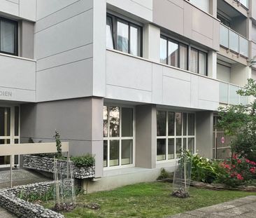 Appartement a louer Paris - Loyer €1 190/mois charges comprises ** - Photo 2