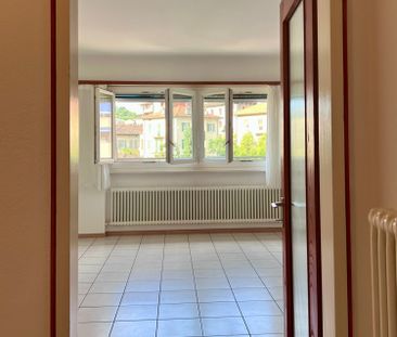 Luminoso monolocale con cucina separata - Foto 4