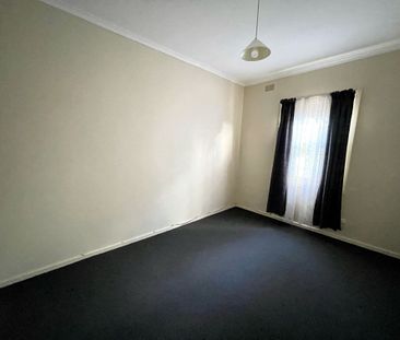 6 Fisk Street - Photo 2