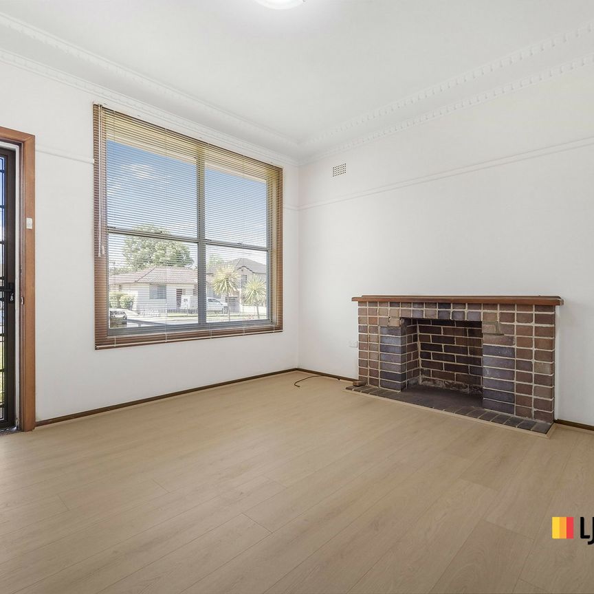 Refreshed 3-Bedroom Home - Photo 1