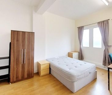 London Road Flat 2, Leicester - Photo 5