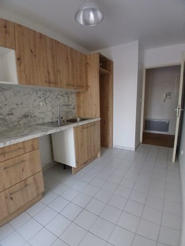 Location Appartement 4 pièces 84m² TOULOUSE 31300 - Photo 4