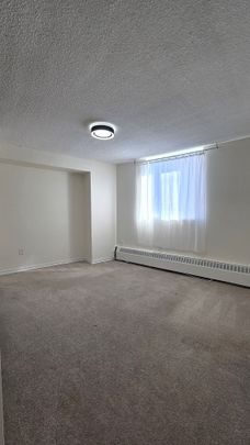For Lease - 5 San Romano Way Unit# 705, Toronto, Ontario - Photo 1