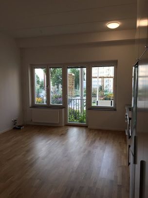 Thorsten Levenstams Väg 7, Sköndal - Photo 1