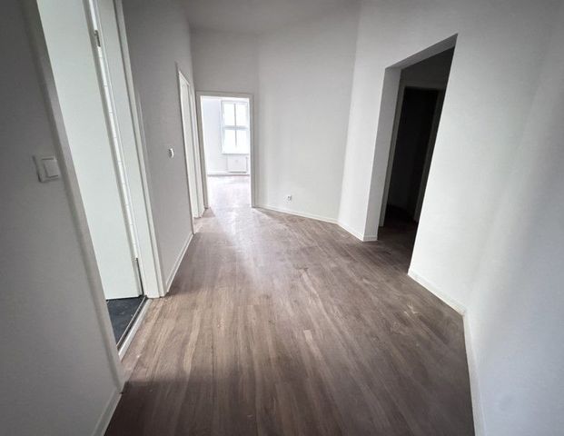 Die zentrumsnahe 2-Zimmer-Wohnung sucht einen neuen Nachmieter - Foto 1