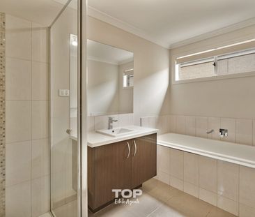 Beautifully Maintained 4-Bedroom Home Close to Top Schools!! - Photo 6