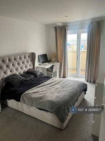 1 bedroom flat to rent - Photo 4