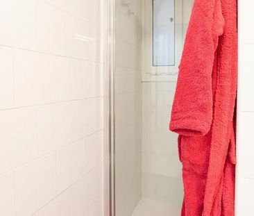 Carrer de Còrsega, Barcelona, Catalonia 08037 - Photo 4