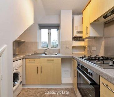 Abbott John Mews, Wheathampstead, AL4 - Photo 5