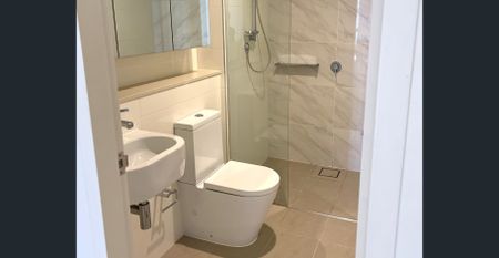 2 Bedroom North Facing with City Views - Photo 5