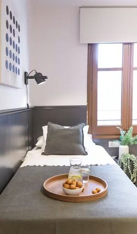 Carrer de lEscorial, Barcelona, Catalonia 08024 - Photo 5