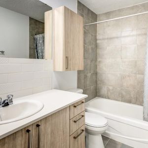 Spacieux appartement 3 ½ - 1 250 $/mois - Photo 2