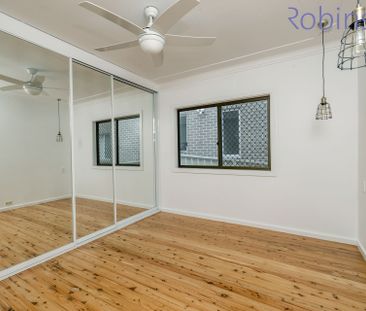 Three bedroom home in sought beach side suburb just over 1km to Red... - Photo 1