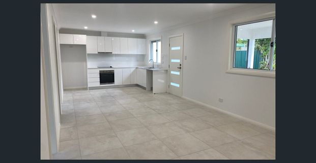 Modern Two Bedroom Granny Flat for Rent - Photo 1