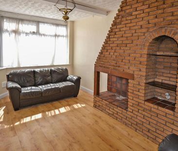 3 bedroom semi-detached house to rent - Photo 1