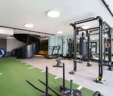 Rent in the iconic Thames Quarter building in the heart of Reading'... - Photo 5
