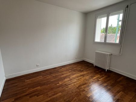 Location Appartement 5 pièces 98m² - Photo 5