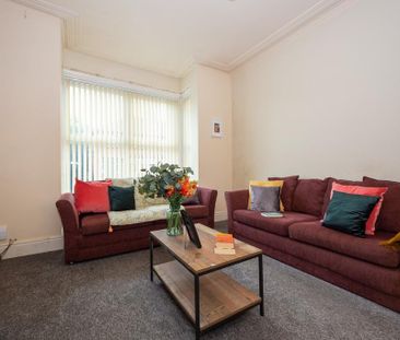 5 bedroom terraced house to rent - Photo 2