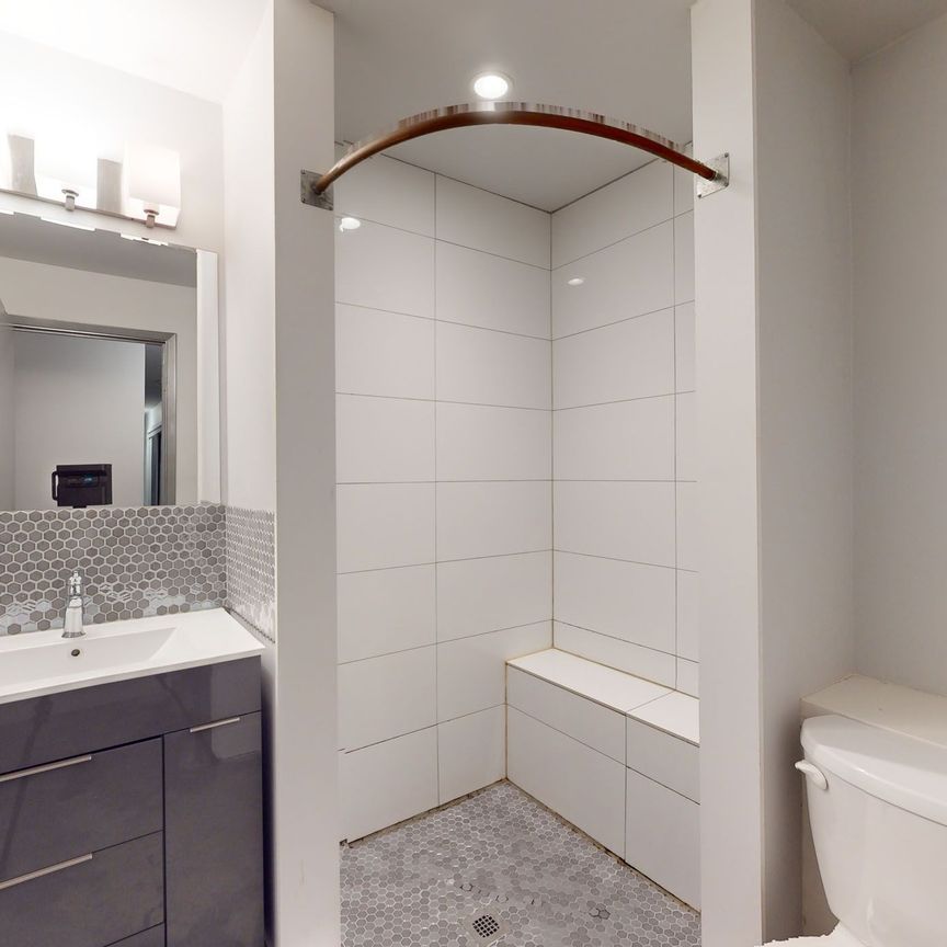 For Lease - 187 Jane Street Unit# B2, Toronto, Ontario - Photo 1
