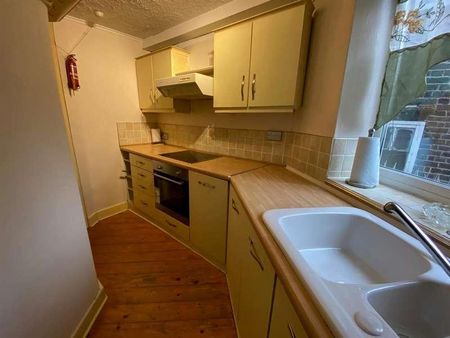 Longbridge Road, Dagenham, RM8 - Photo 5