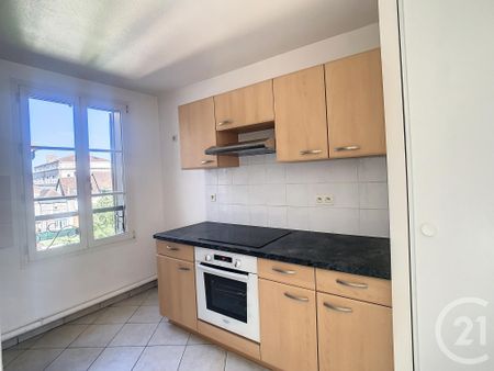 Location Appartement 3 pièces 75m² TROYES 10000 - Photo 5