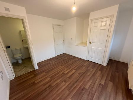 Hampton PE7 - Photo 2