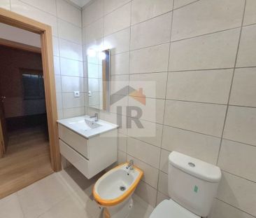 Caldas da Rainha, Leiria - Photo 2