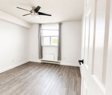 For Lease - 23 Main Street Unit# 406, Hamilton, Ontario - Photo 3