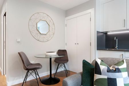 Flat to rent - Photo 4