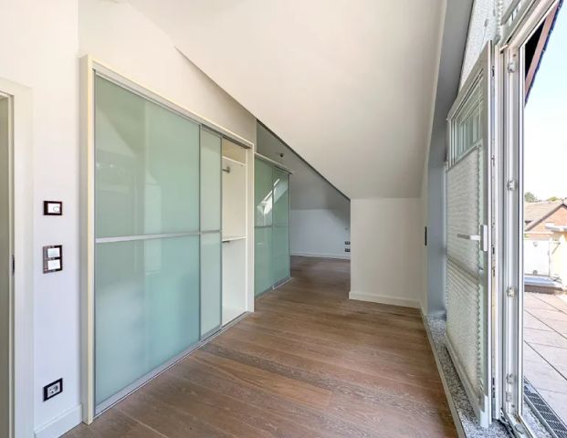 Außergewöhnliche Penthousewohnung auf 2 Ebenen + großer Dachterrasse - Hennef! für 2 max 3 Personen - Photo 1