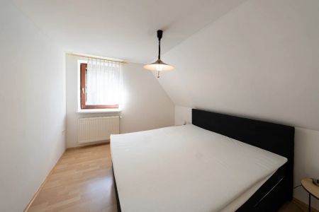 Mariatrost: Möblierte Wohnung mit Balkon und Parkplatz in ruhiger Lage - Photo 2