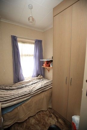 4 Bed house - Photo 3