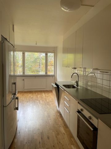 Norra Storängsvägen, Finspång - Photo 3