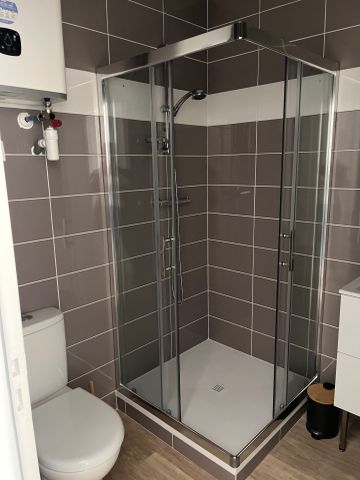 Location Appartement 1 pièce 13m² RUELLE SUR TOUVRE 16600 - Photo 2