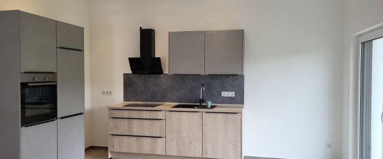 Wohnen auf 98 qm mit großem Südwestbalkon ! - Photo 1