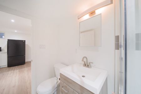 For Lease - 56 Burrows Avenue Unit# Lower, Toronto, Ontario - Photo 4