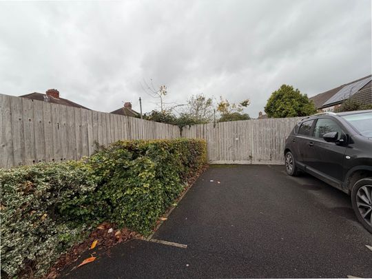 1 BEDROOM APARTMENT - Photo 1