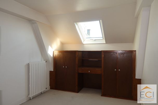 Avenue de la Révolution - maison 5 chambres - Photo 1