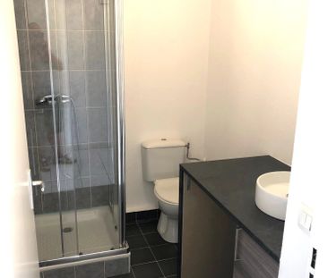 Location Appartement 2 pièces 28m² NICE 06300 - Photo 2