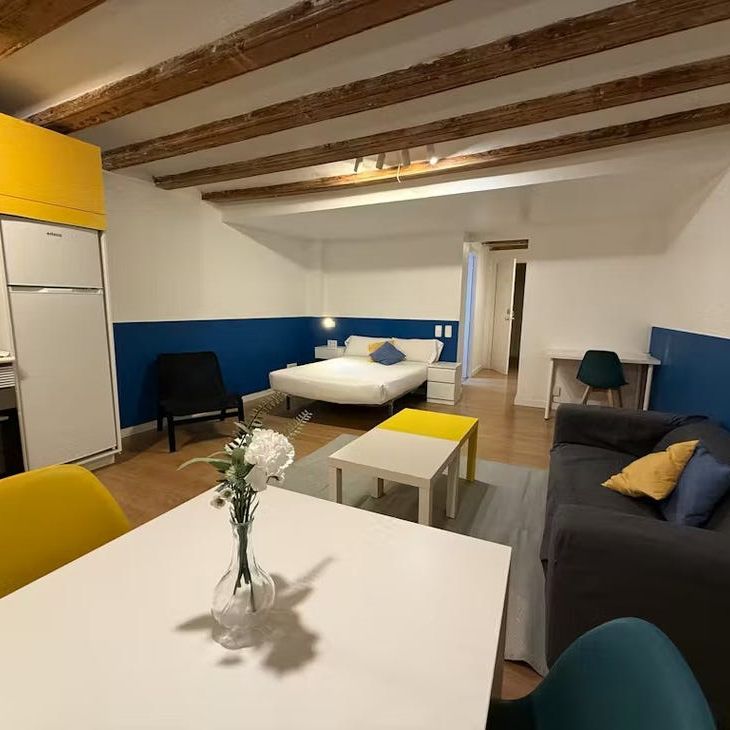 Carrer de Ferran, Barcelona, Catalonia 08002 - Photo 1