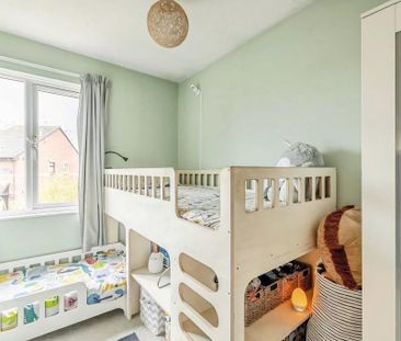 2 bedroom semi-detached house to rent - Photo 4