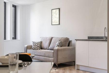 Station Approach - Photo 2