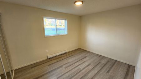 339 Blake Street, Unit 1, Barrie ON L4M1L1 - Photo 4