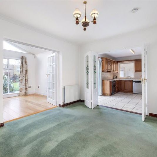 49 Cabinteely Way Cabinteely Dublin 18 - Photo 1